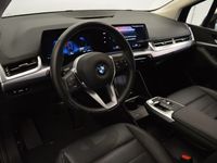 tweedehands BMW 218 2-SERIE Active Tourer i Luxury-Line | Business Edition Comfort Acces | Widescreen | Parkeerhulp systeem | 17'' LMV