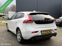 Occasion Volvo V40 Momentum 150 PK (110 kW) 2013 Wit Hatchback
