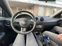 tweedehands Seat Ibiza 1.6 16V (freestyle) kapotte stuurpomp (rijd wel)