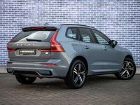 tweedehands Volvo XC60 2.0 Recharge T6 AWD R-Design | Panoramadak | Sportstoelen | Google | 19" | Adaptieve Cruise Control |