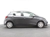 Occasion Toyota Yaris Comfort 75 PK (55 kW) 2014 Grijs Hatchback