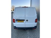 tweedehands VW Transporter 2.0 TDI L2H1 Trendline 140 PK