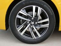 tweedehands Peugeot 208 1.2 PureTech Allure | PANORAMADAK | Navigatie | Cr