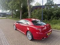 Occasion Alfa Romeo GT Distinctive 241 PK (177 kW) 2005 Rood Coupé