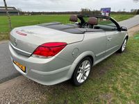 tweedehands Opel Astra Cabriolet TwinTop 1.8 Cosmo 140PK top onderhouden en hartsti