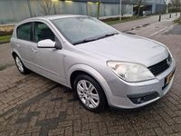 Occasion Opel Astra Executive 116 PK (85 kW) 2007 Grijs (metallic) Hatchback