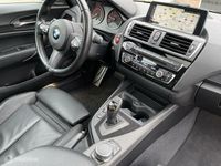 tweedehands BMW 230 2-SERIE Coupé i High Exe M-Sport Glasdak Camera HiFi H-Sportrem