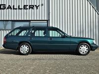 Occasion Mercedes E200 136 PK (100 kW) 1994 Groen Stationwagen
