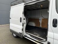 tweedehands Opel Vivaro 2.0 CDTI L2H1 Airco Cruise 3-pers Trekhaak imp.