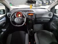 tweedehands Toyota Aygo 1.0 VVT-i x-fun Airco | Audio | Cv op afstand
