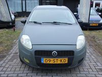 Occasion Fiat Grande Punto 78 PK (57 kW) 2007 Grijs Hatchback