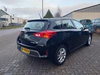 Occasion Toyota Auris Hybrid 2015 Zwart (metallic) Hatchback