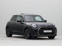 Nieuw Mini Cooper Favoured 156 PK (114 kW) 2025 Zwart Hatchback