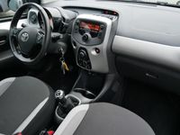 tweedehands Toyota Aygo 1.0 VVT-i x-fun Airco, Elekt Pakket, 5-DRS!