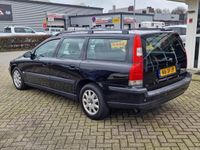 tweedehands Volvo V70 2.4 Comfort Line ZO MEENEMEN