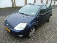 Occasion Ford Fiesta Futura 101 PK (74 kW) 2004 Blauw Hatchback