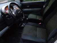 tweedehands Daihatsu Sirion 2 1.3-16V 100th. ANNIVERSARY AIRCO | MOMO Sport pakket | Boekjes | RIJKLAAR | LM wielen!