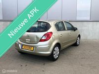 tweedehands Opel Corsa 1.4-16V Business