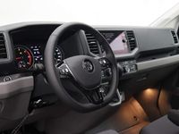 tweedehands VW Crafter Bestelwagen 2.0 TDI 177pk 3.0T automaat L3H3 Exclusive Navigatie I Lichtmetalen velgen I Bijrijdersbank I Stoelverwarming I
