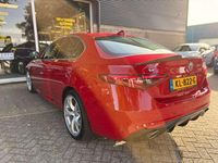 Occasion Alfa Romeo Giulia Super 150 PK (110 kW) 2016 Rood Sedan