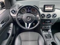 tweedehands Mercedes B180 Ambition|Xenon|Camera|Cruisecontr|6-Versn|Clima|St
