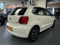 Occasion VW Polo Comfortline 90 PK (66 kW) 2011 Wit, metallic lak Hatchback