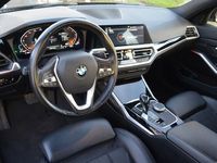tweedehands BMW 320 3-SERIE i Executive Edition LMV 19'' | Virtual cockpit | Carplay | 1/2 leer | Ambient light | Sportstoelen | zwarte hemel | LED