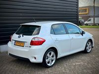 tweedehands Toyota Auris 1.8 Full Hybrid EXECUTIVE NAVI|LEER|PDC|KEYLESS *NAP*