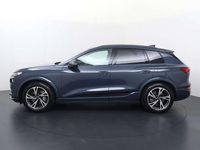 Occasion Audi Q6 e-tron S-Line 285 kW (388 PK) 2024 Blauw (metallic) SUV