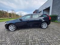 tweedehands Volvo V60 2.0 D4 Momentum, Onderhoudsafspraak: All, Kilometerstand laatste onderhoud: 216.008 km