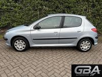 Occasion Peugeot 206 75 PK (55 kW) 2005 Grijs Hatchback