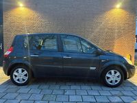 Occasion Renault Scénic II 135 PK (99 kW) 2006 Grijs MPV