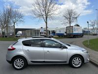 tweedehands Renault Mégane 1.4i TCe Parisienne 5-Deurs 6-Bak 130 PK. ClimaNa