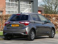 tweedehands Toyota Yaris 1.5 VVT-i Dynamic | trekhaak | navigatie | achteruitrijcamera