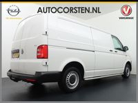 tweedehands VW Transporter 2.0 TDI 115pk L2H1 3-zits Climatronic ECC Trekhaak PDC Mistlamp-Adaptief Betonplex-Vloer Lat om lat Lengte 2 Schuifdeur R Trendline Elektr. Ramen + Spiegels Scheidingswand Automatische-Verlichting en Ruitenwissers ESP ASR Vermoeidhe