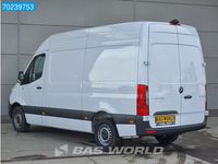 tweedehands Mercedes Sprinter 317 CDI Automaat L2H2 Achterwielaangedreven MBUX Camera Airco Cruise 10m3 Airco Cruise control