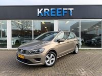 Occasion VW Golf Sportsvan Highline 112 PK (82 kW) 2015 Geel MPV