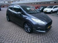 Occasion Ford Fiesta ST-Line 125 PK (91 kW) 2017 Grijs Hatchback