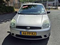 Occasion Ford Fiesta Futura 69 PK (50 kW) 2004 Grijs Hatchback