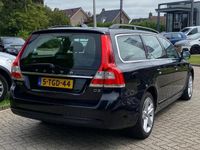 tweedehands Volvo V70 2.0 D3 Automaat 5-Cilinder 2013 Zwart Trekhaak