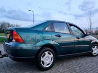 tweedehands Ford Focus 1.4-16V Cool Edition met Airco en Diverse Opties !