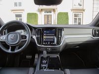 tweedehands Volvo V60 2.0 T6 Twin Engine AWD R-Design H&K | Camera | Memorystoelen | Carplay