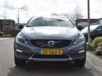 tweedehands Volvo V60 CC 2.0 D4 Momentum | 190 PK | Automaat | Cruise adaptief | Pano dak | Trekhaak