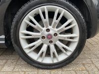 Occasion Fiat Grande Punto 77 PK (56 kW) 2008 Zwart Hatchback