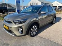 Occasion Kia Stonic 101 PK (74 kW) 2023 Groen (metallic) SUV