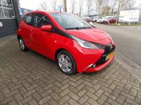 tweedehands Toyota Aygo 1.0 VVT-i x-play Automaat Camera Airco Έlectric Pakket 5Deurs 20