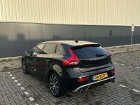 Occasion Volvo V40 R-Design 120 PK (88 kW) 2015 Zwart MPV