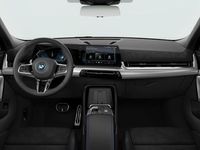 tweedehands BMW X2 ieDrive20 65kWh M Sportpakket | M Sportpakket Pro | Premium Pack | Glazen panoramadak | Stuurwielrand verwarmd | Dakdraagsysteem M hoogglans Shadow Line | Extra getint glas in achterportierruiten en achterruit | Elek. verstelbare stoelen | Drivi