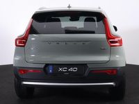 tweedehands Volvo XC40 B3 Core - IntelliSafe Assist - Parkeercamera achte