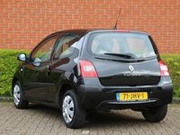 tweedehands Renault Twingo 1.2 60pk Authentique RIJKLAAR! | Beurt + APK | NL-